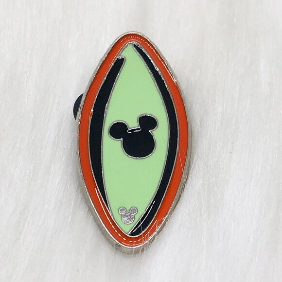 Disney Jewelry - 🔮 5/$25 Disney Caribbean Beach Resort Surfboard Pin